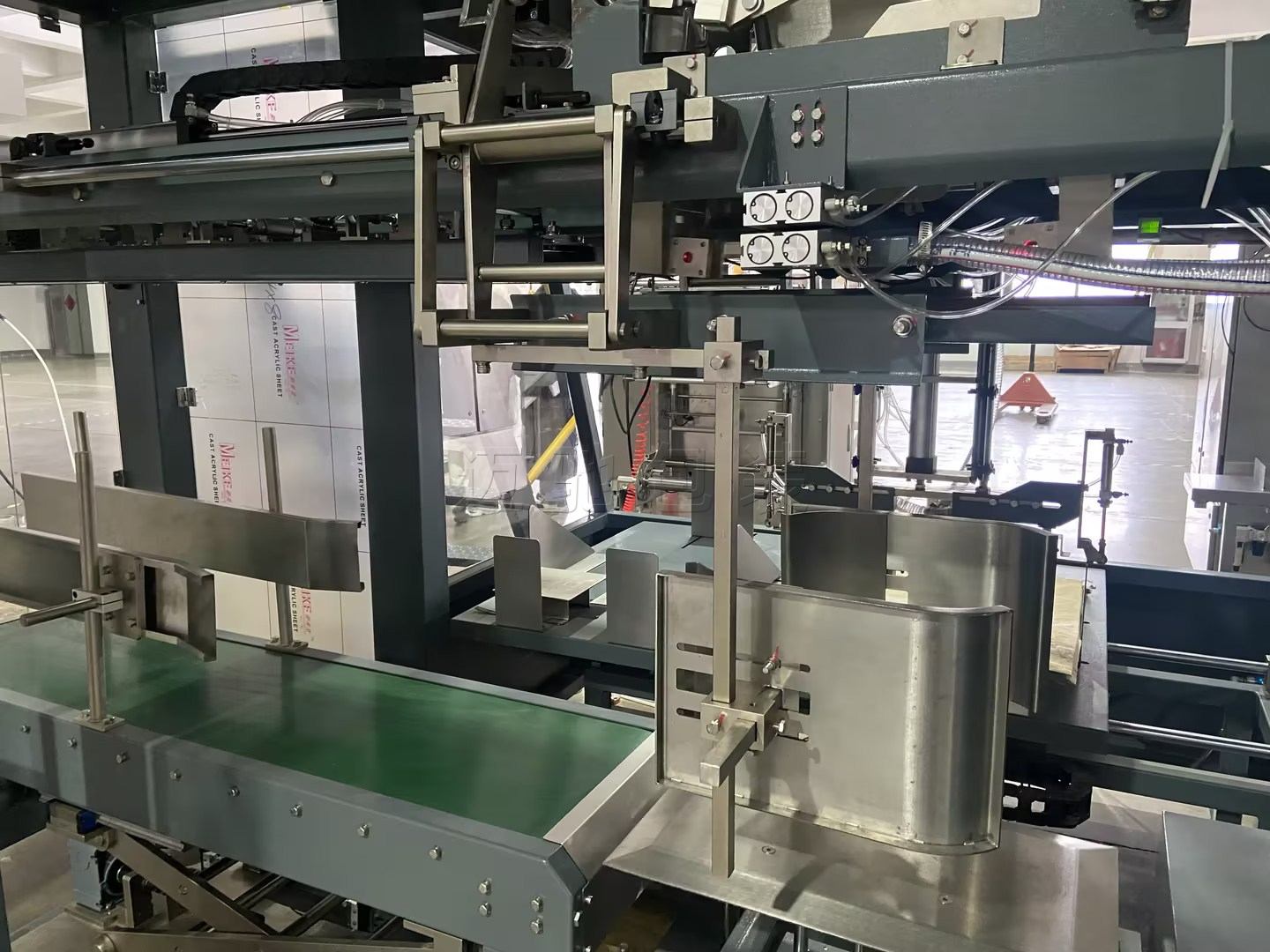 广州迈驰全自动包装机介绍